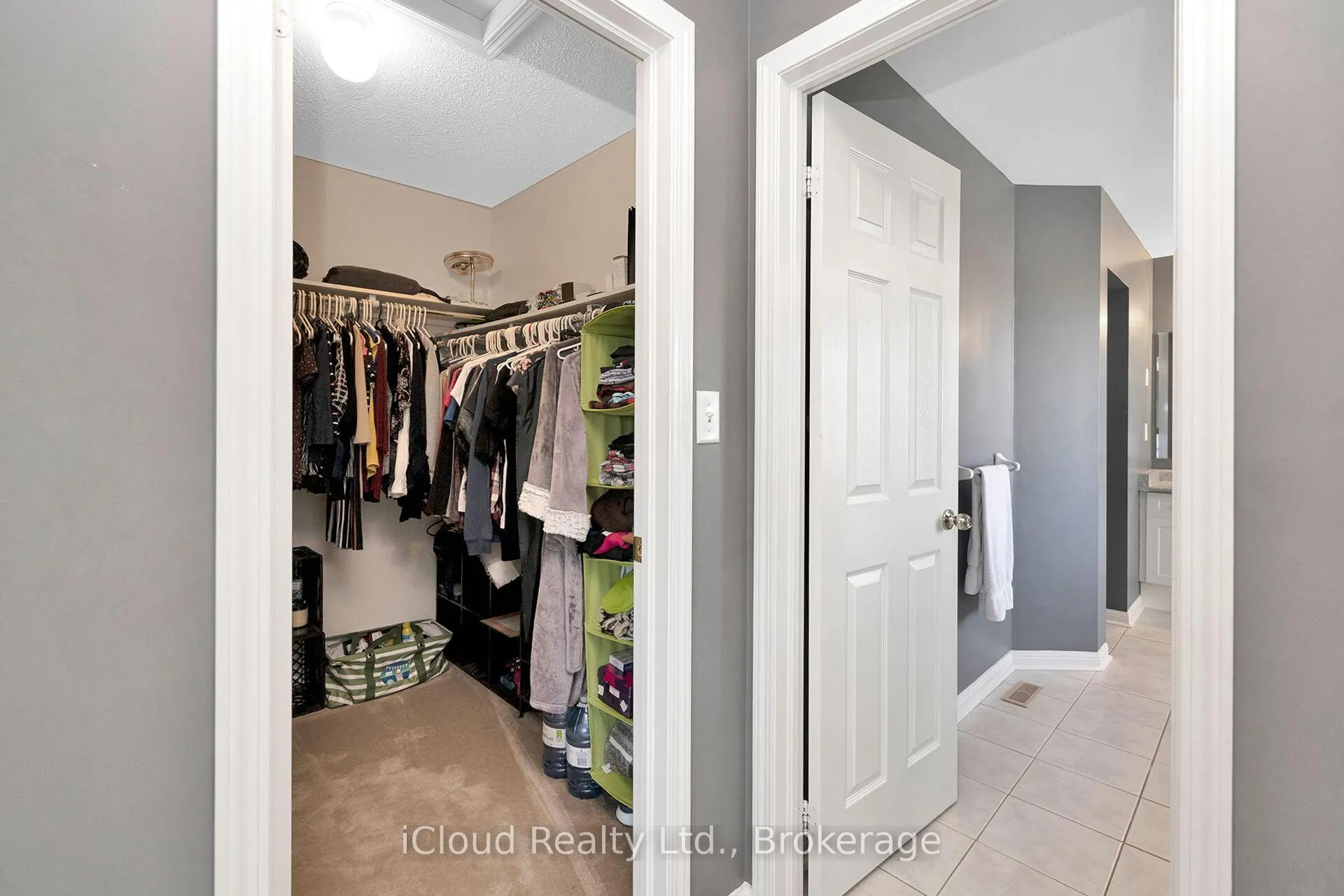 Photo 34 of 11 Bonavista Drive, Brampton, Credit Valley — HOMEH