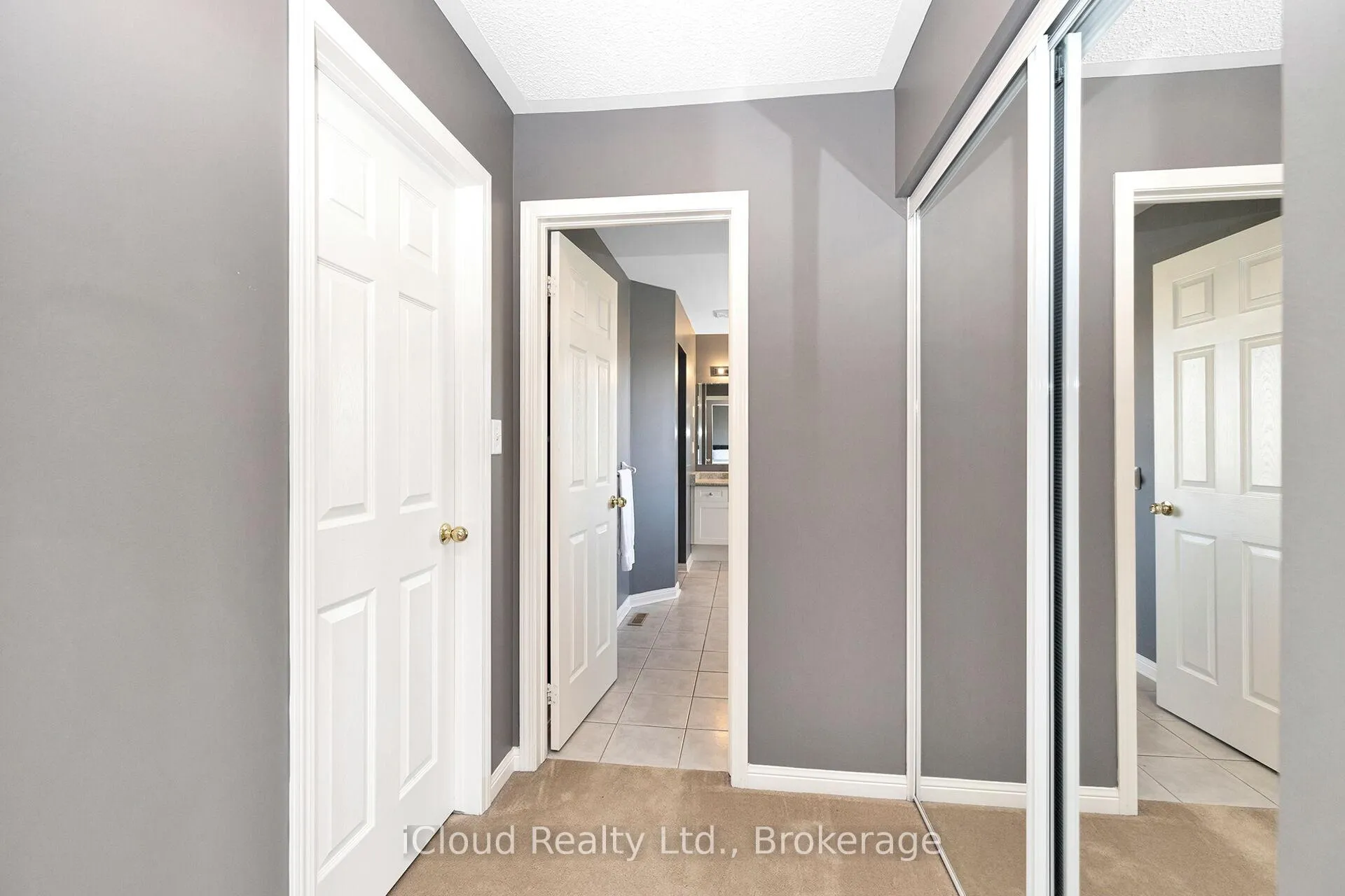 Photo 35 of 11 Bonavista Drive, Brampton, Credit Valley — HOMEH
