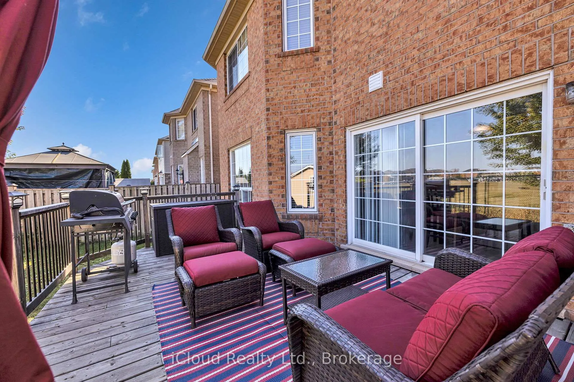 Photo 40 of 11 Bonavista Drive, Brampton, Credit Valley — HOMEH