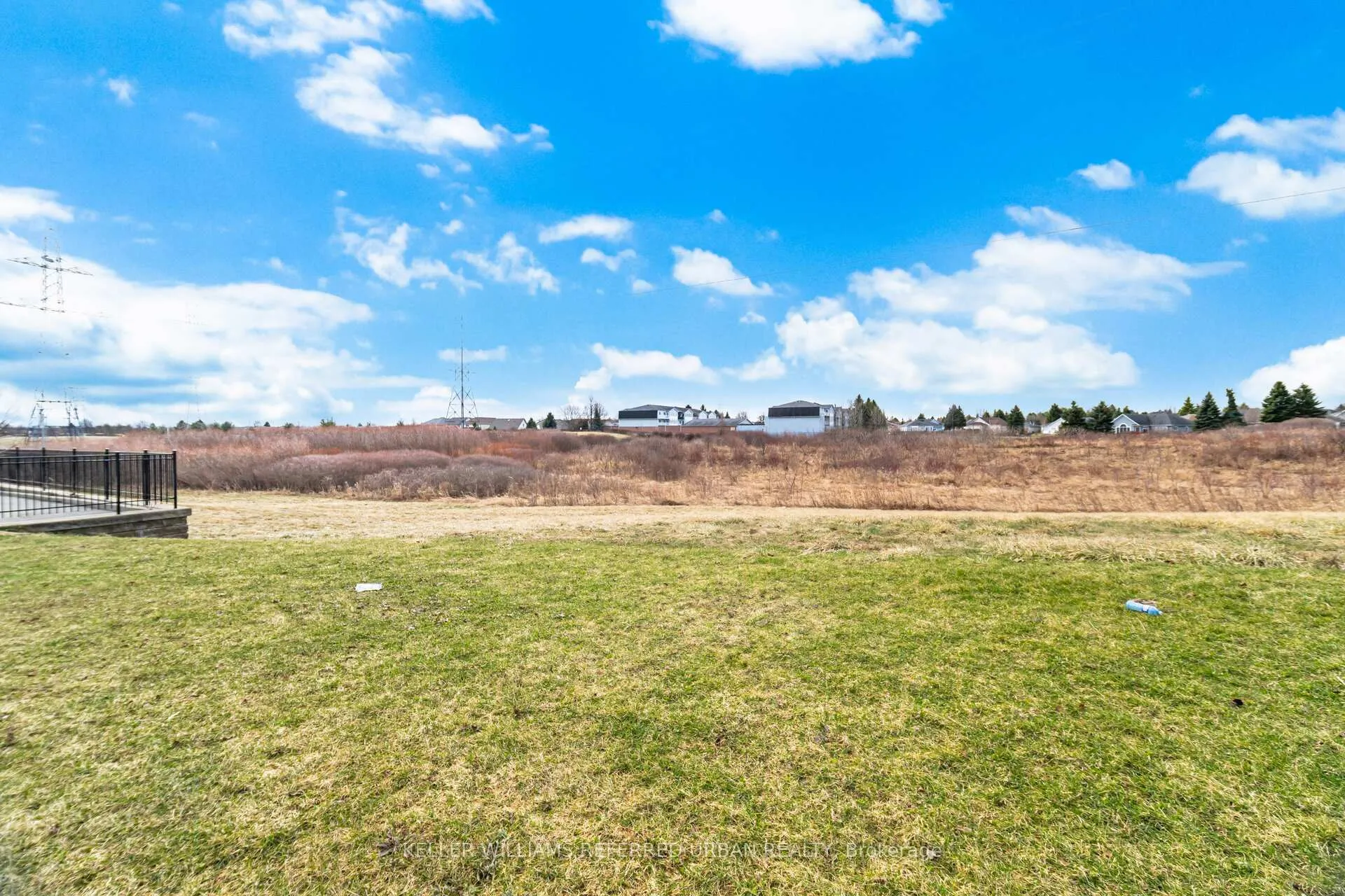 Photo 33 of Unit 8, 21 Madonna Drive, Hamilton, Carpenter — HOMEH