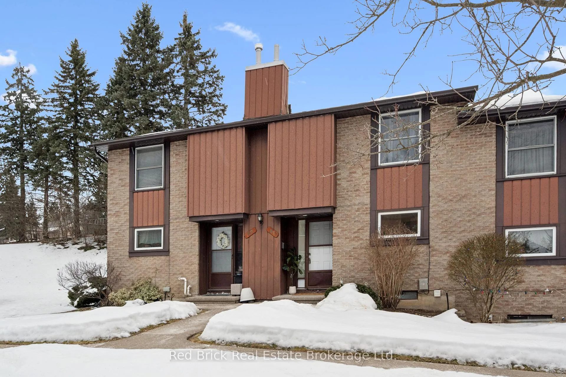 Photo 1 of Unit 61, 539 Willow Road, Guelph, Willow West/Sugarbush/West Acres — HOMEH