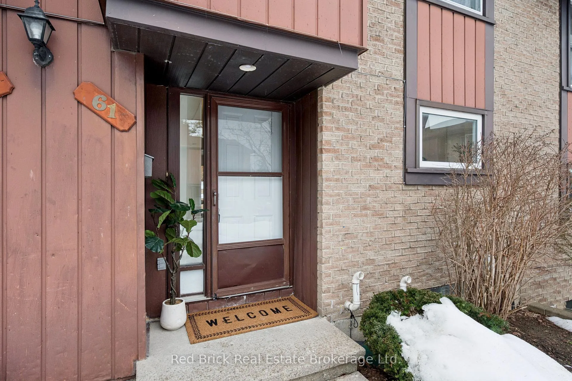 Photo 2 of Unit 61, 539 Willow Road, Guelph, Willow West/Sugarbush/West Acres — HOMEH