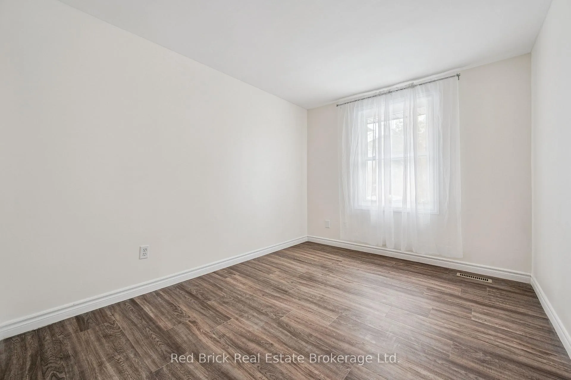 Photo 22 of Unit 61, 539 Willow Road, Guelph, Willow West/Sugarbush/West Acres — HOMEH