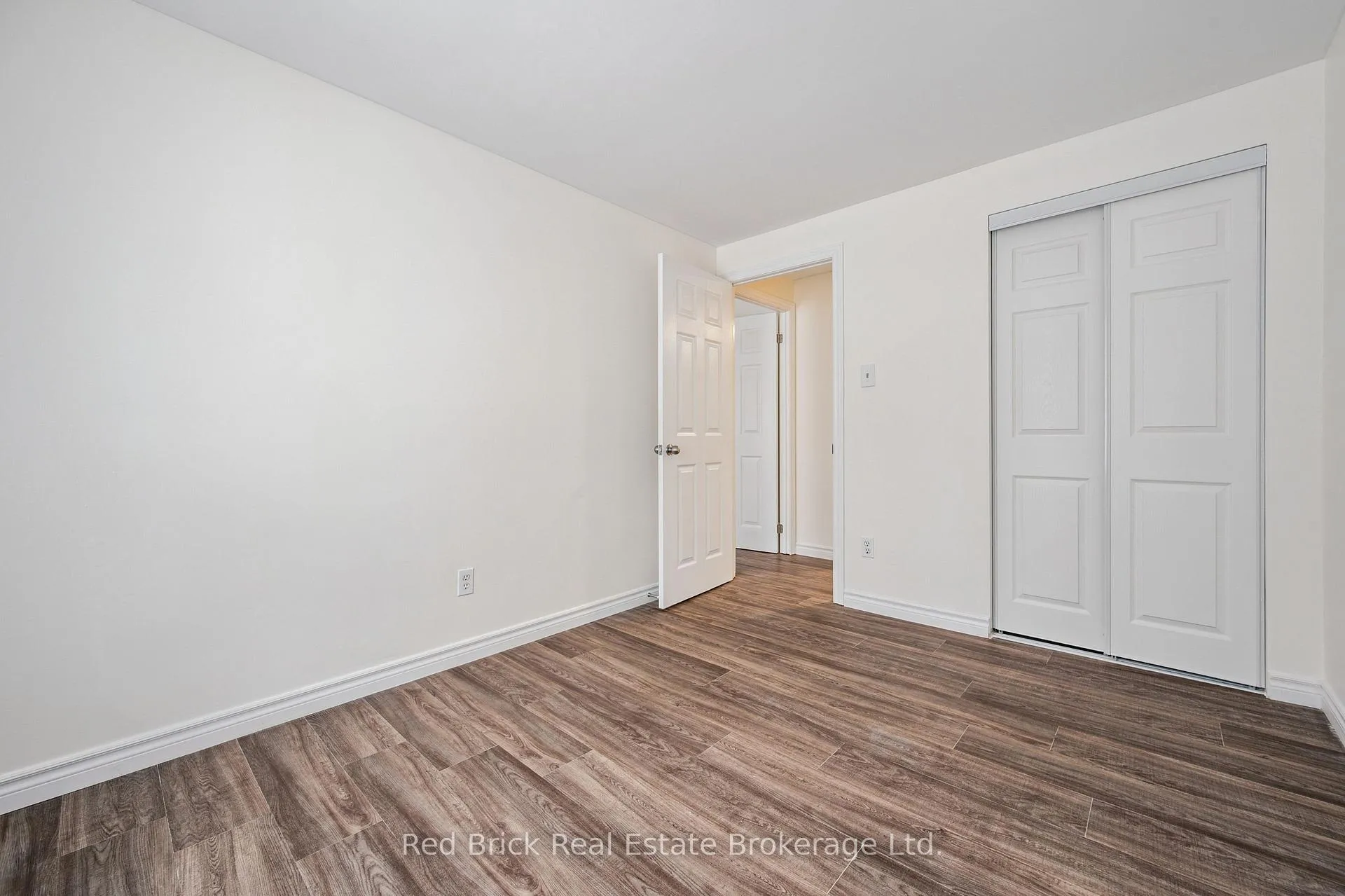 Photo 24 of Unit 61, 539 Willow Road, Guelph, Willow West/Sugarbush/West Acres — HOMEH