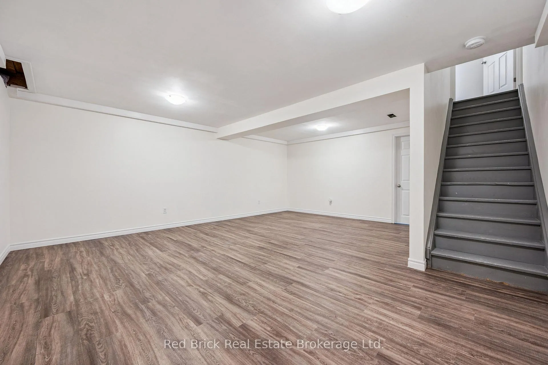 Photo 31 of Unit 61, 539 Willow Road, Guelph, Willow West/Sugarbush/West Acres — HOMEH