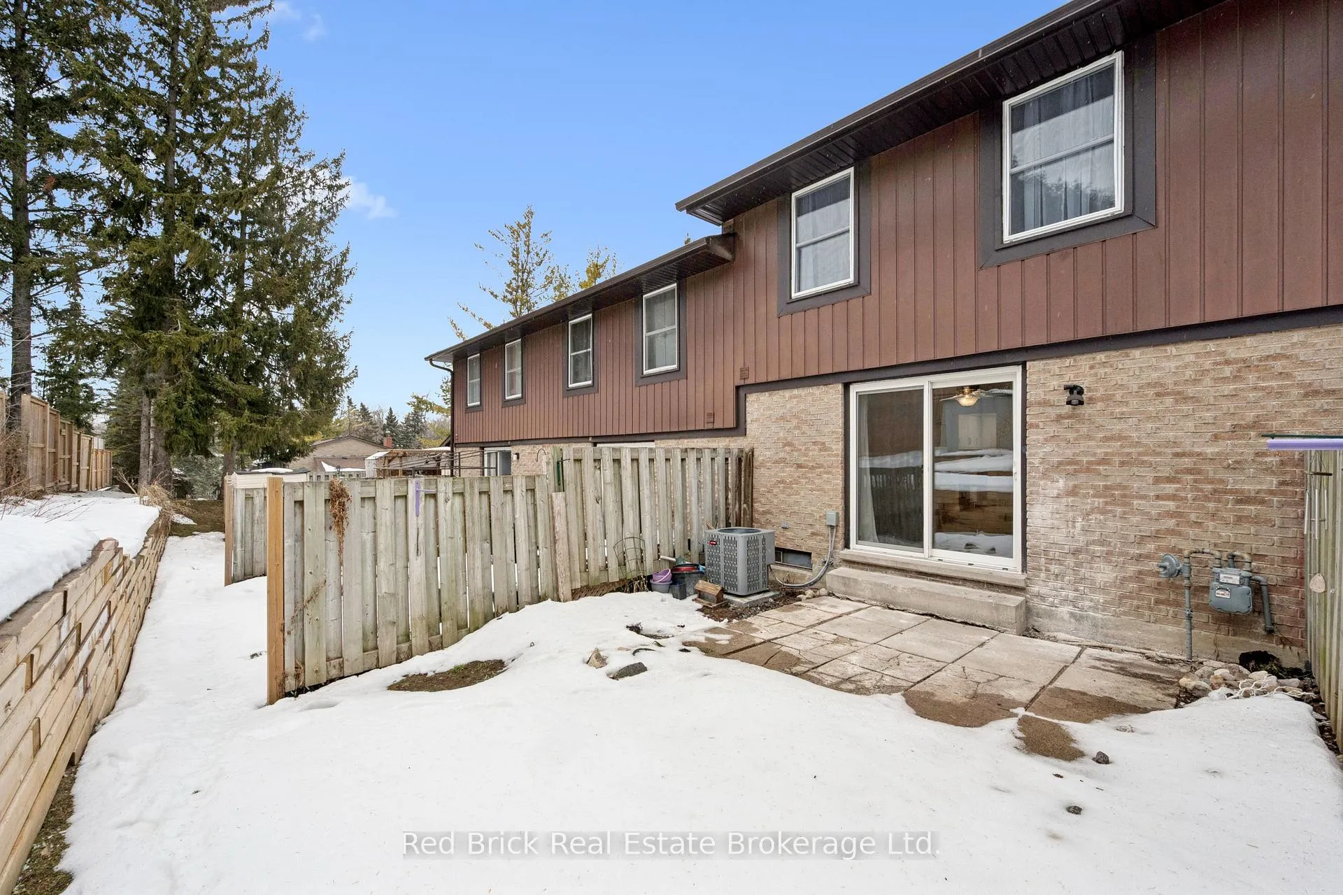 Photo 37 of Unit 61, 539 Willow Road, Guelph, Willow West/Sugarbush/West Acres — HOMEH