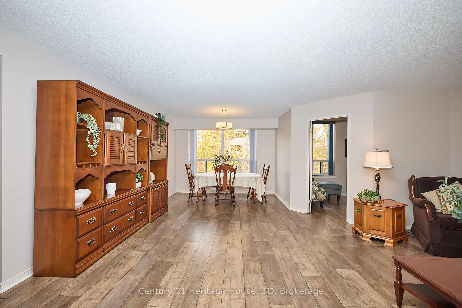 Photo 4 of Unit 317, 8111 Forest Glen Drive, Niagara Falls, Mt. Carmel — HOMEH
