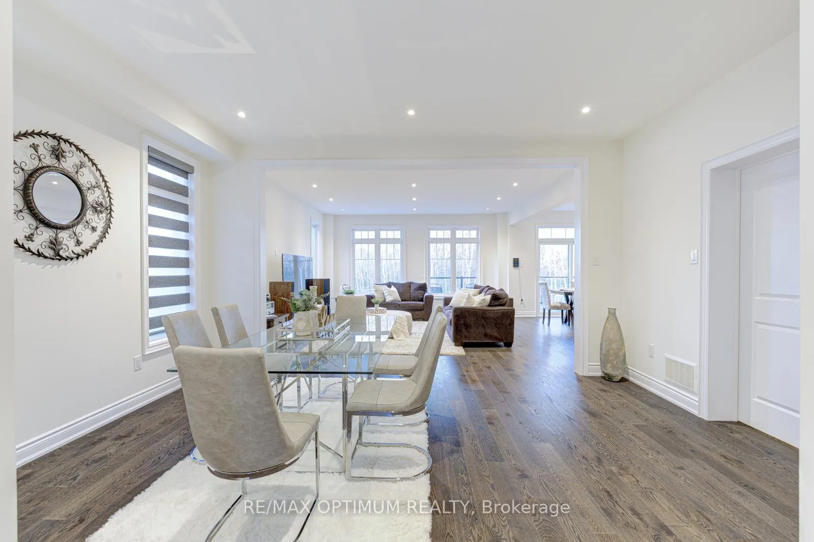 Photo 7 of 64 Elysian Fields Circle, Brampton, Bram West — HOMEH