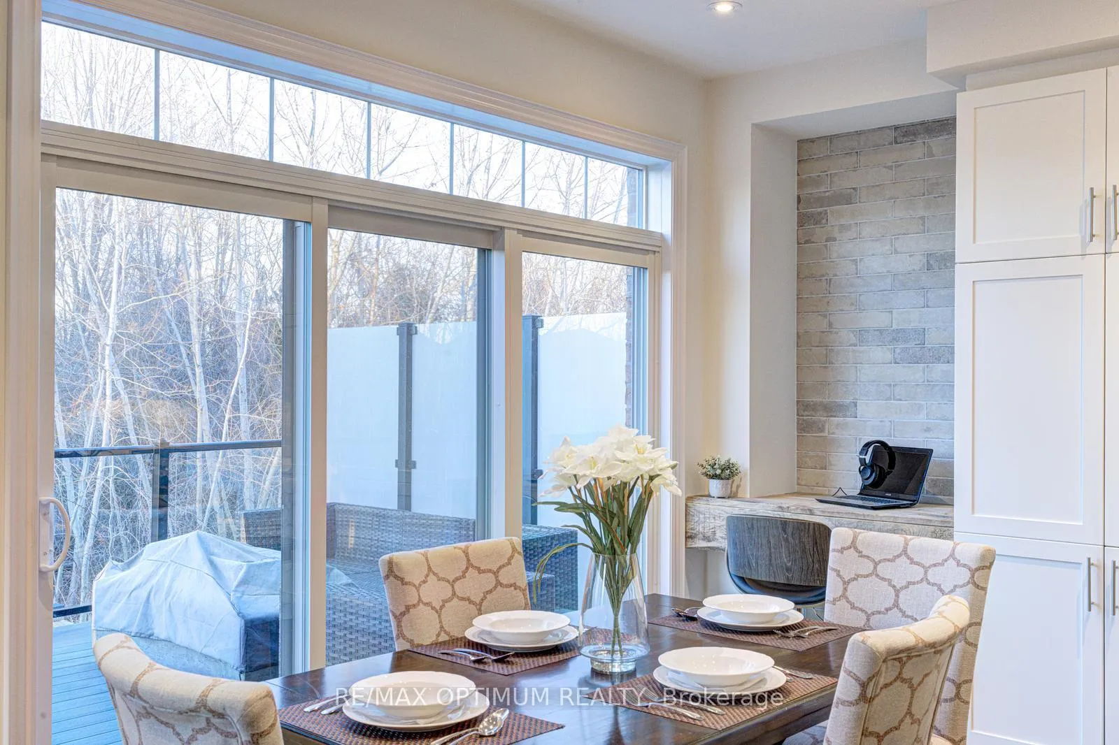 Photo 12 of 64 Elysian Fields Circle, Brampton, Bram West — HOMEH