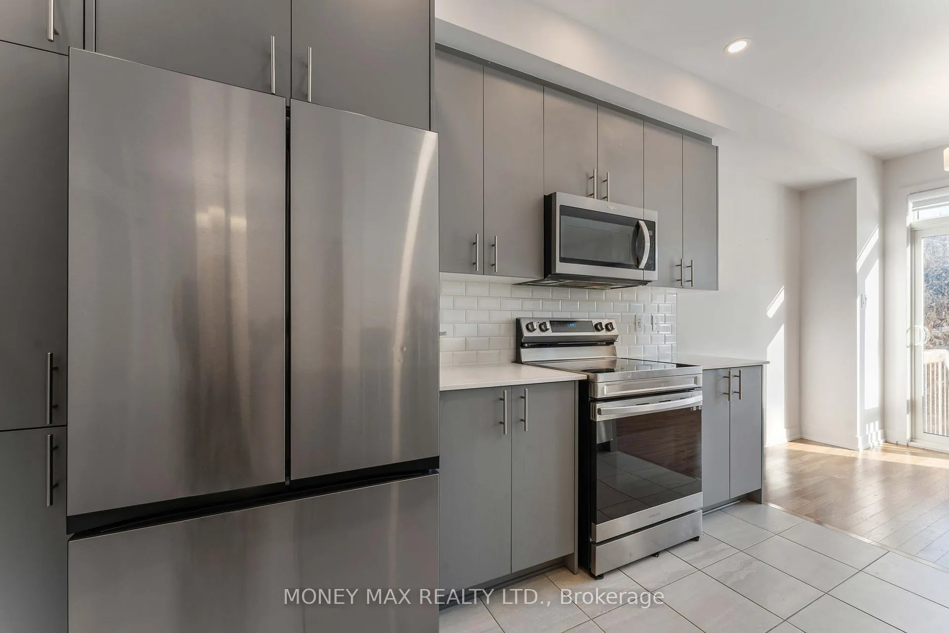 Photo 7 of 623 Knotridge Street, Ottawa, Mer Bleue/Bradley Estates/Anderson Park — HOMEH