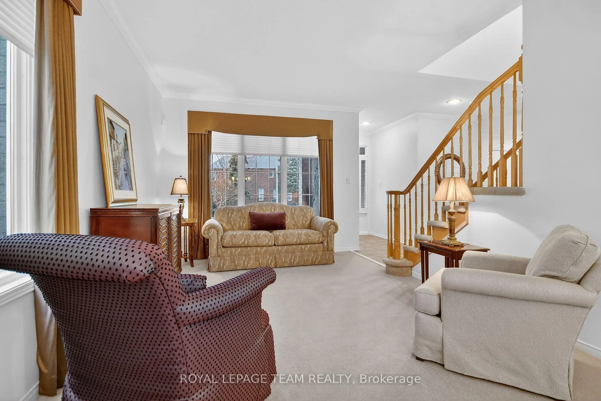 Photo 8 of 3113 Apple Hill Drive S, Ottawa, Upper Hunt Club — HOMEH