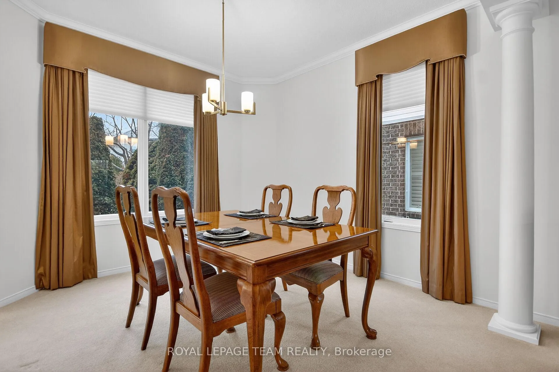 Photo 10 of 3113 Apple Hill Drive S, Ottawa, Upper Hunt Club — HOMEH