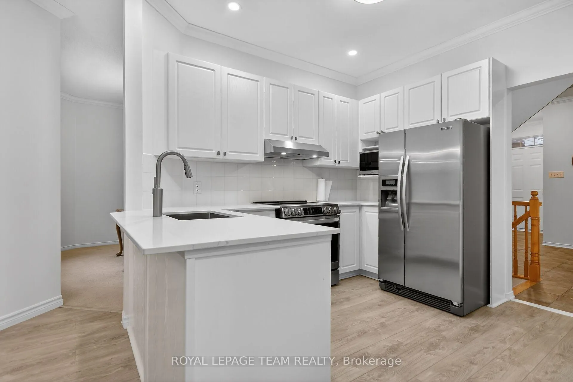 Photo 15 of 3113 Apple Hill Drive S, Ottawa, Upper Hunt Club — HOMEH