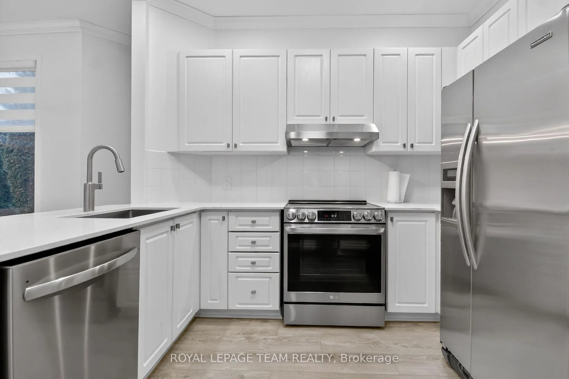 Photo 18 of 3113 Apple Hill Drive S, Ottawa, Upper Hunt Club — HOMEH