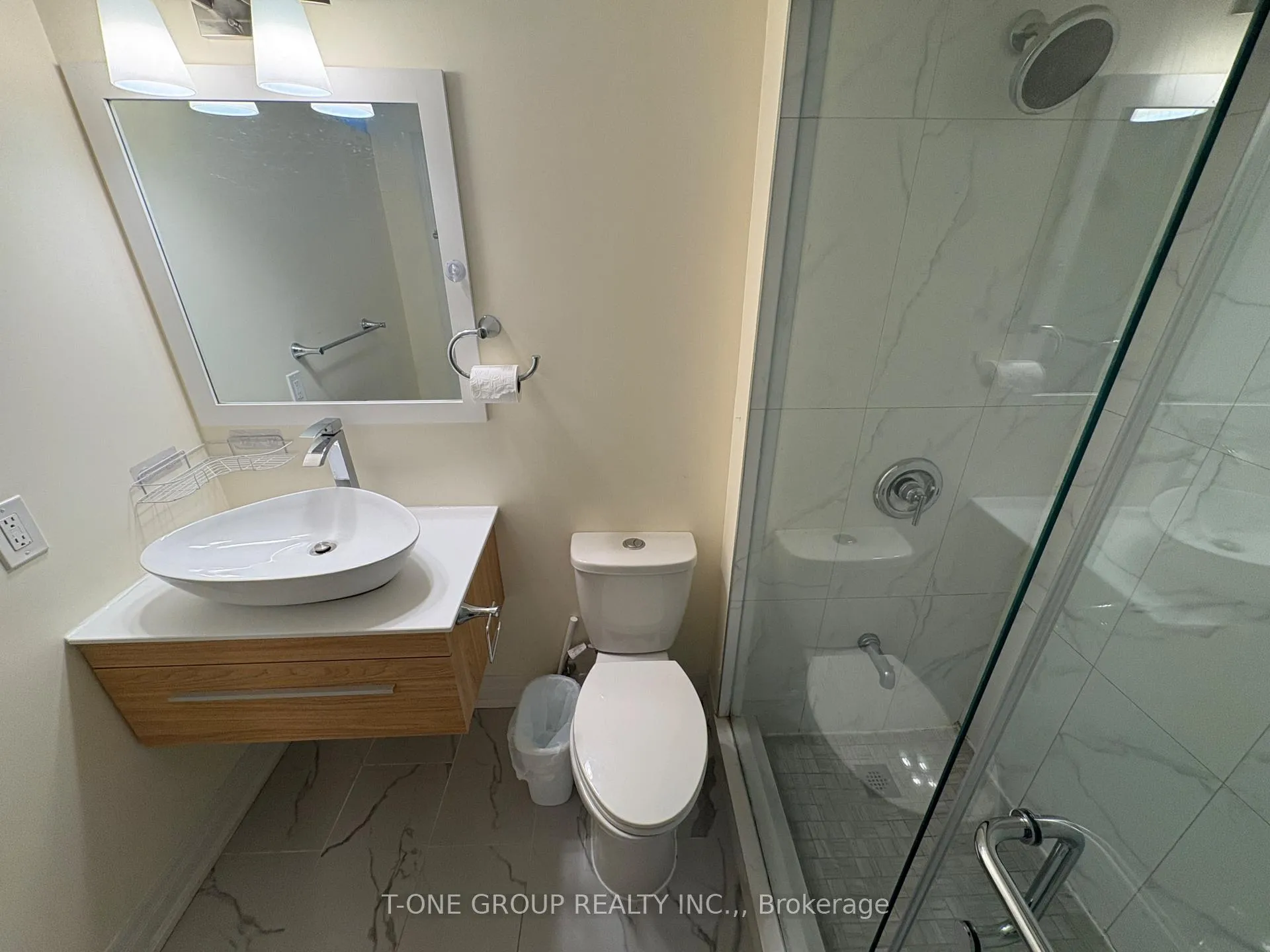 Photo 19 of 209 Highglen Avenue, Markham, Milliken Mills East — HOMEH
