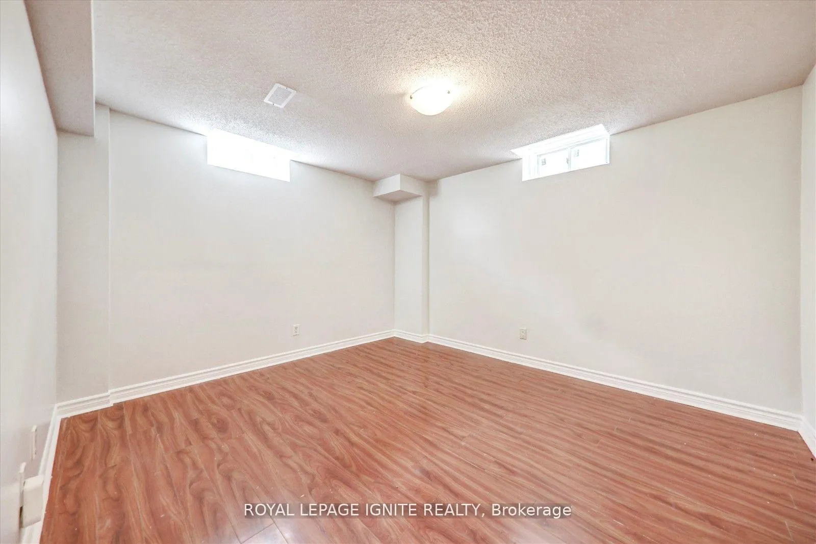 Photo 15 of Unit Bsmt, 16 Sophia Road, Markham, Middlefield — HOMEH