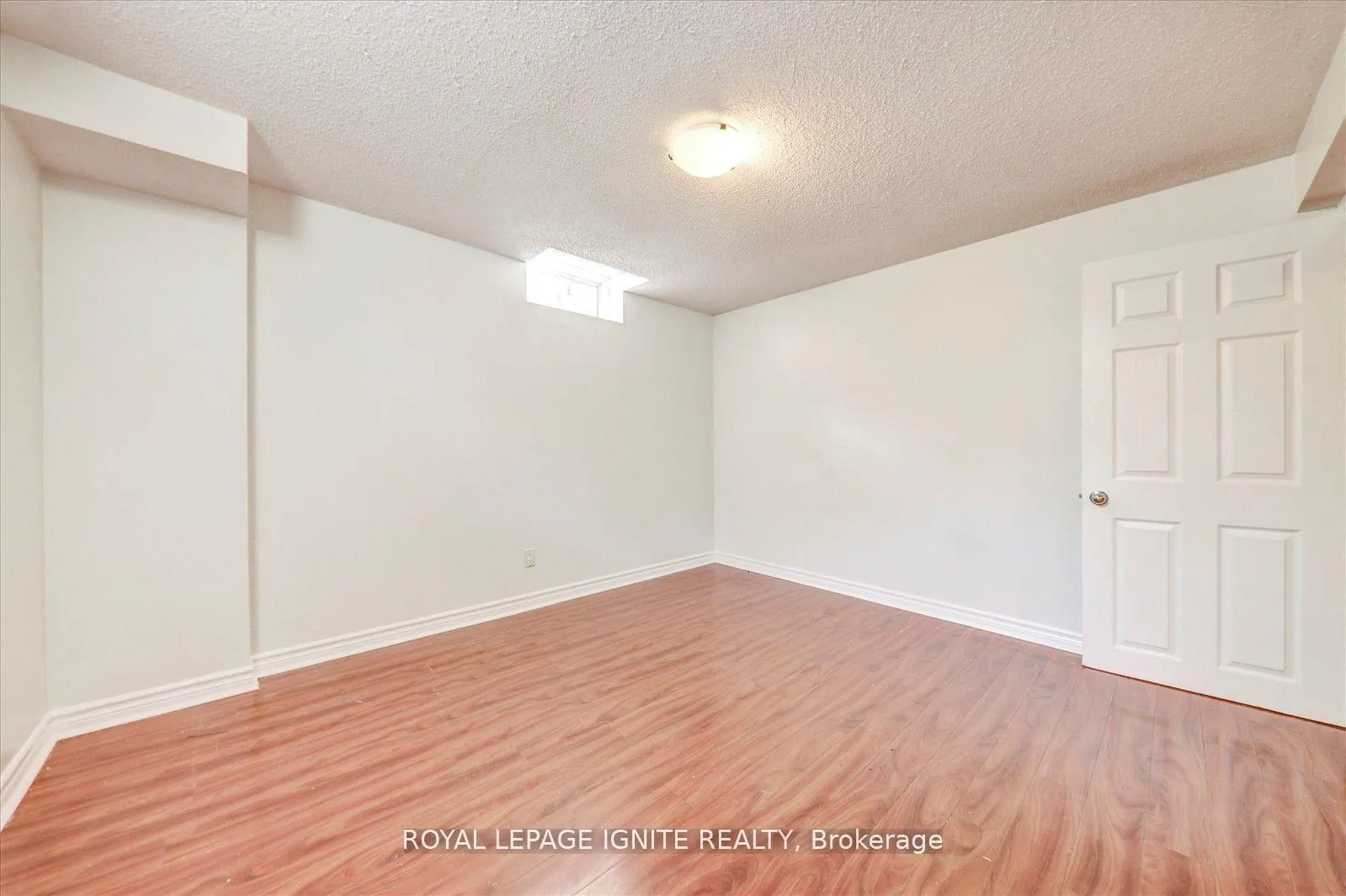 Photo 16 of Unit Bsmt, 16 Sophia Road, Markham, Middlefield — HOMEH