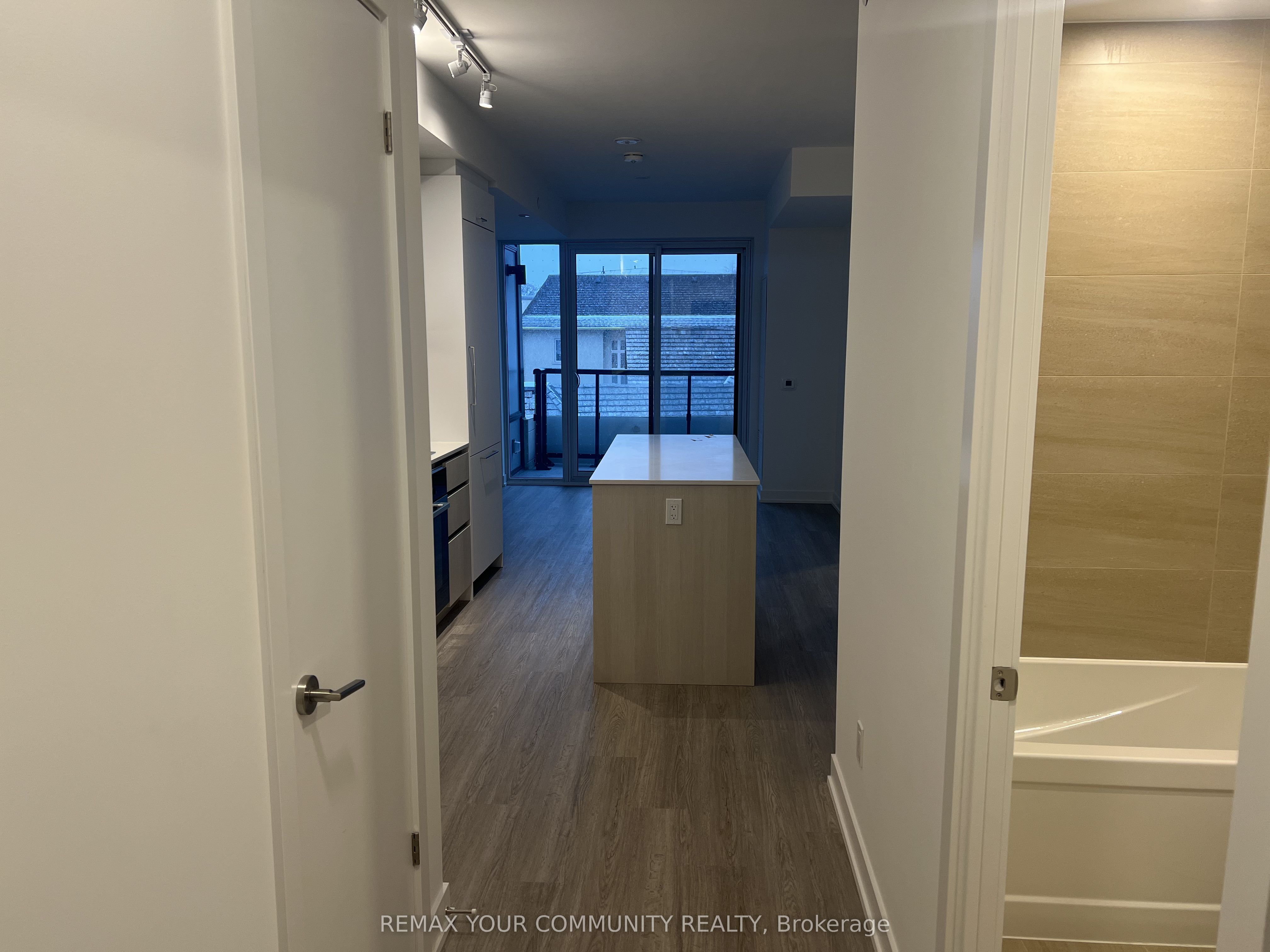 Photo 2 of Unit 228, 8188 Yonge Street, Vaughan, Uplands — HOMEH