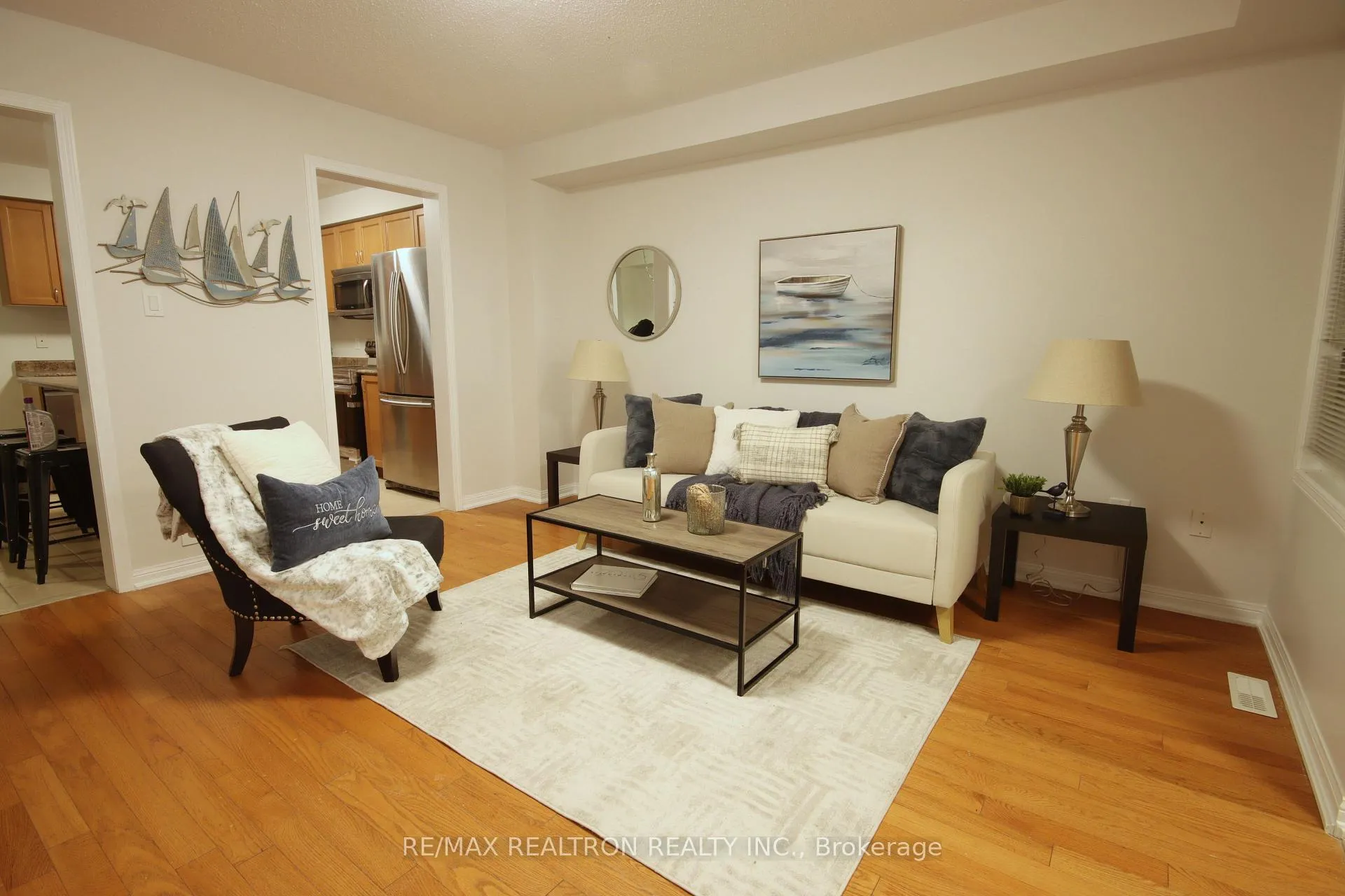 Photo 13 of 70 Commonwealth Road, Barrie, Innis-Shore — HOMEH