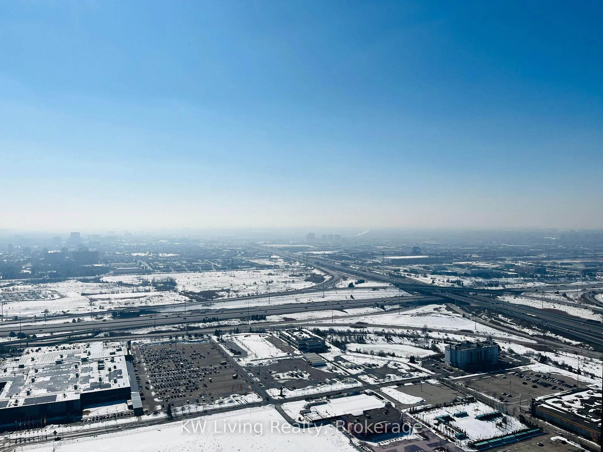 Photo 10 of Unit 5911, 8 Interchange Way, Vaughan, Vaughan Corporate Centre — HOMEH