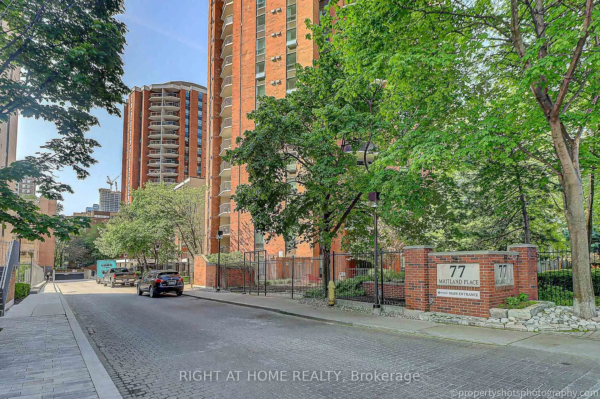Photo 1 of Unit 1703, 77 Maitland Place, Toronto, Cabbagetown-South St. James Town — HOMEH