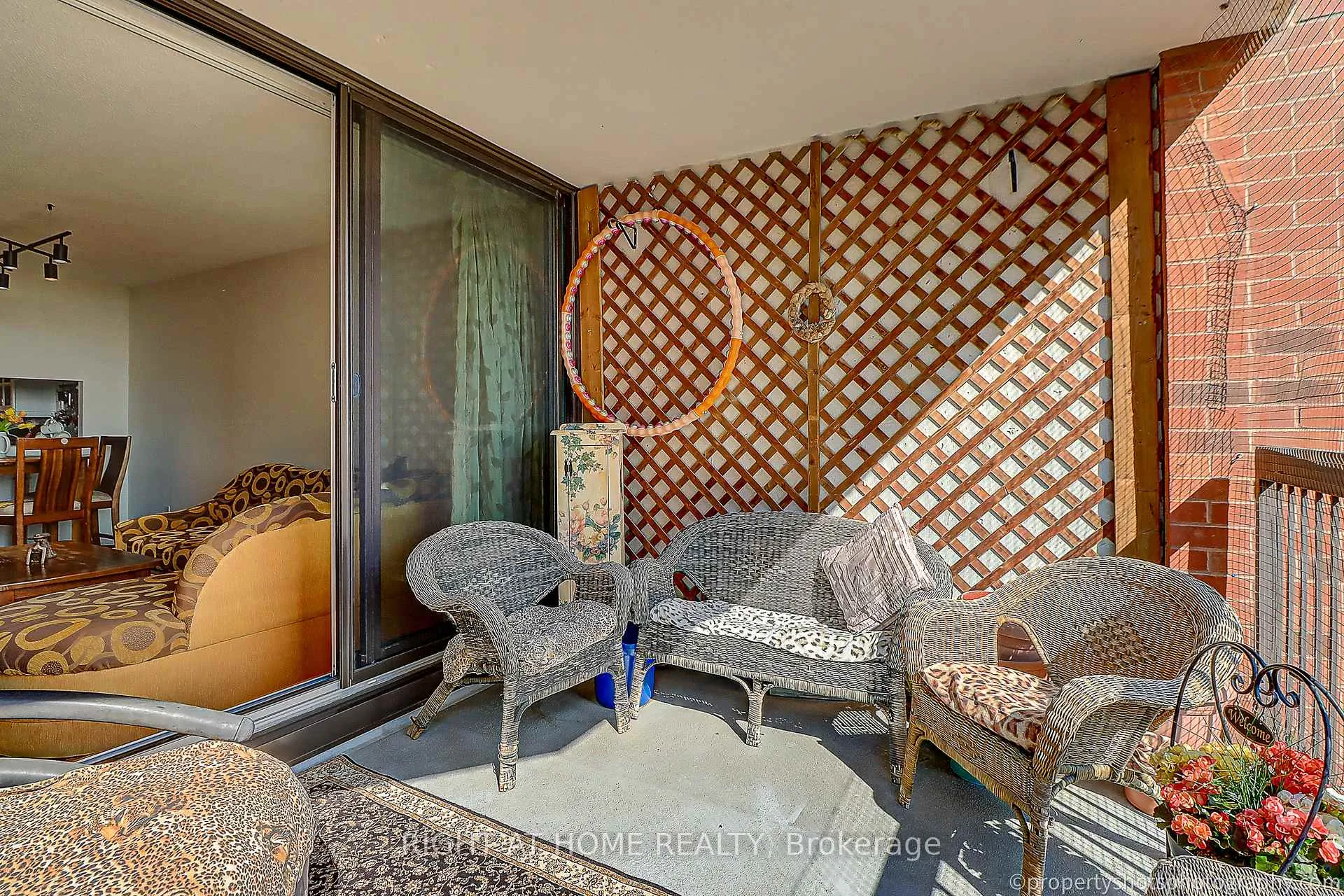 Photo 11 of Unit 1703, 77 Maitland Place, Toronto, Cabbagetown-South St. James Town — HOMEH
