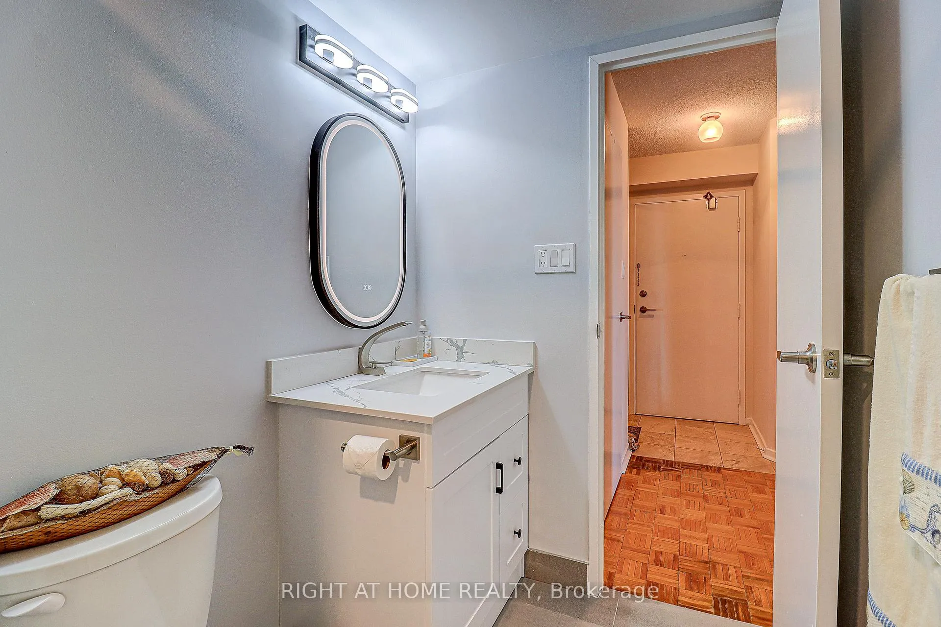Photo 22 of Unit 1703, 77 Maitland Place, Toronto, Cabbagetown-South St. James Town — HOMEH