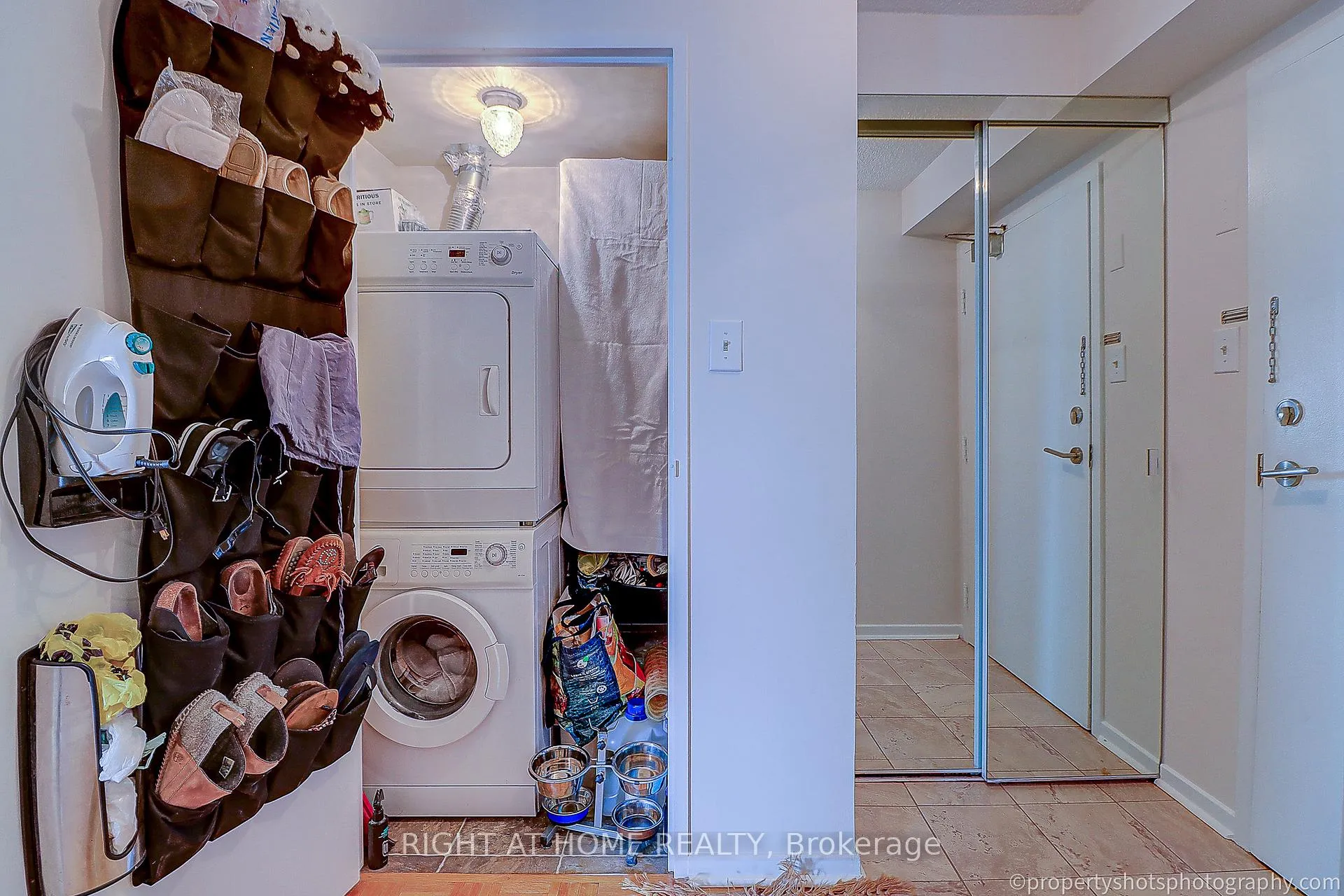Photo 25 of Unit 1703, 77 Maitland Place, Toronto, Cabbagetown-South St. James Town — HOMEH