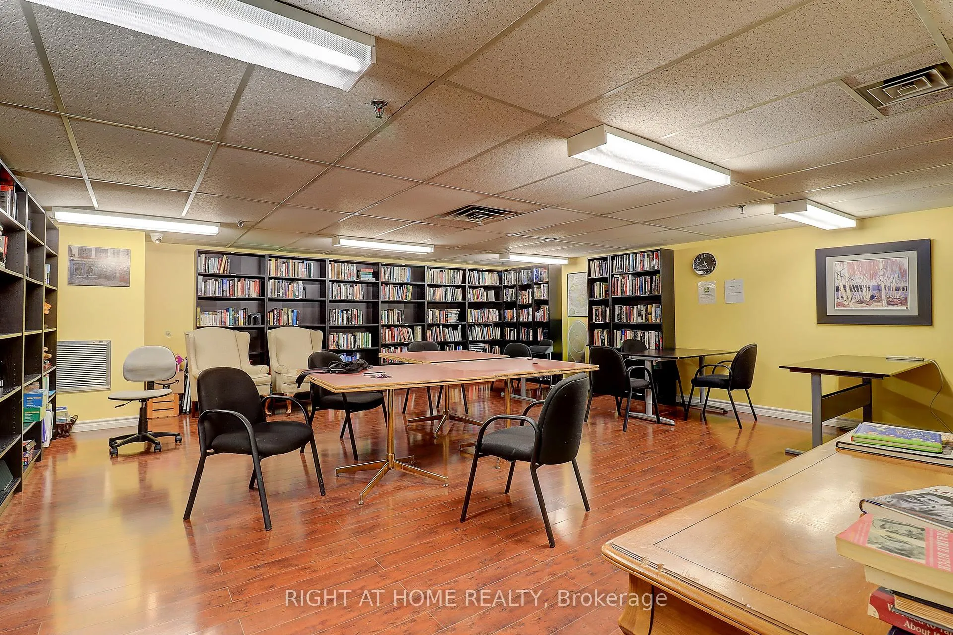 Photo 33 of Unit 1703, 77 Maitland Place, Toronto, Cabbagetown-South St. James Town — HOMEH
