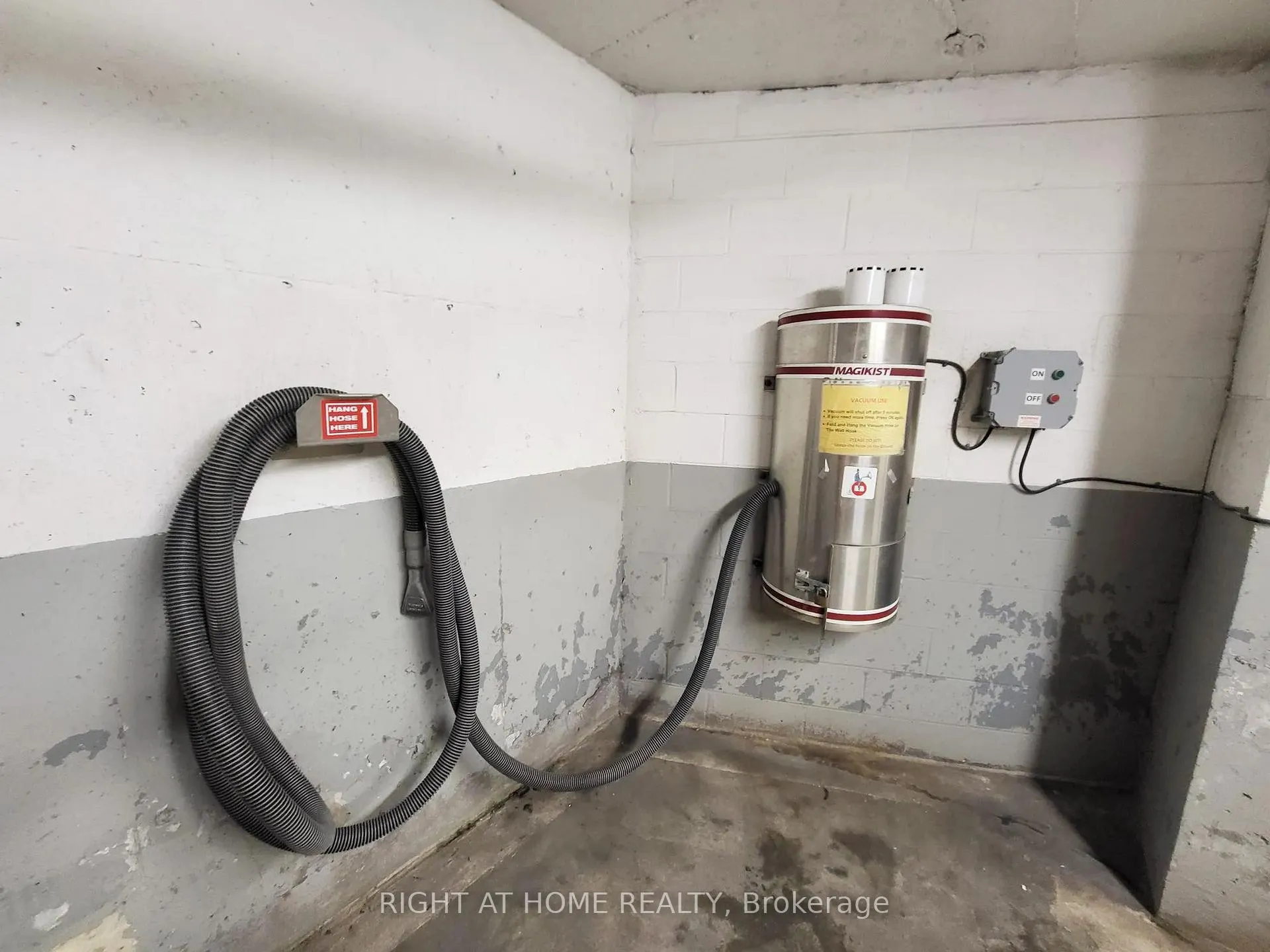 Photo 42 of Unit 1703, 77 Maitland Place, Toronto, Cabbagetown-South St. James Town — HOMEH