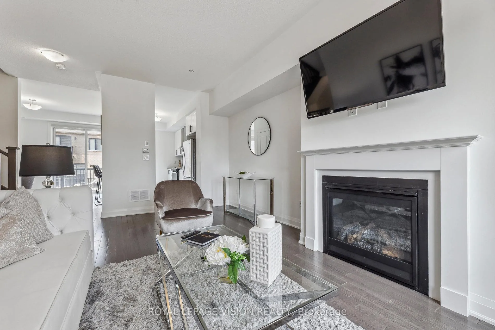Photo 6 of 38 Elkington Crescent, Whitby, Rural Whitby — HOMEH