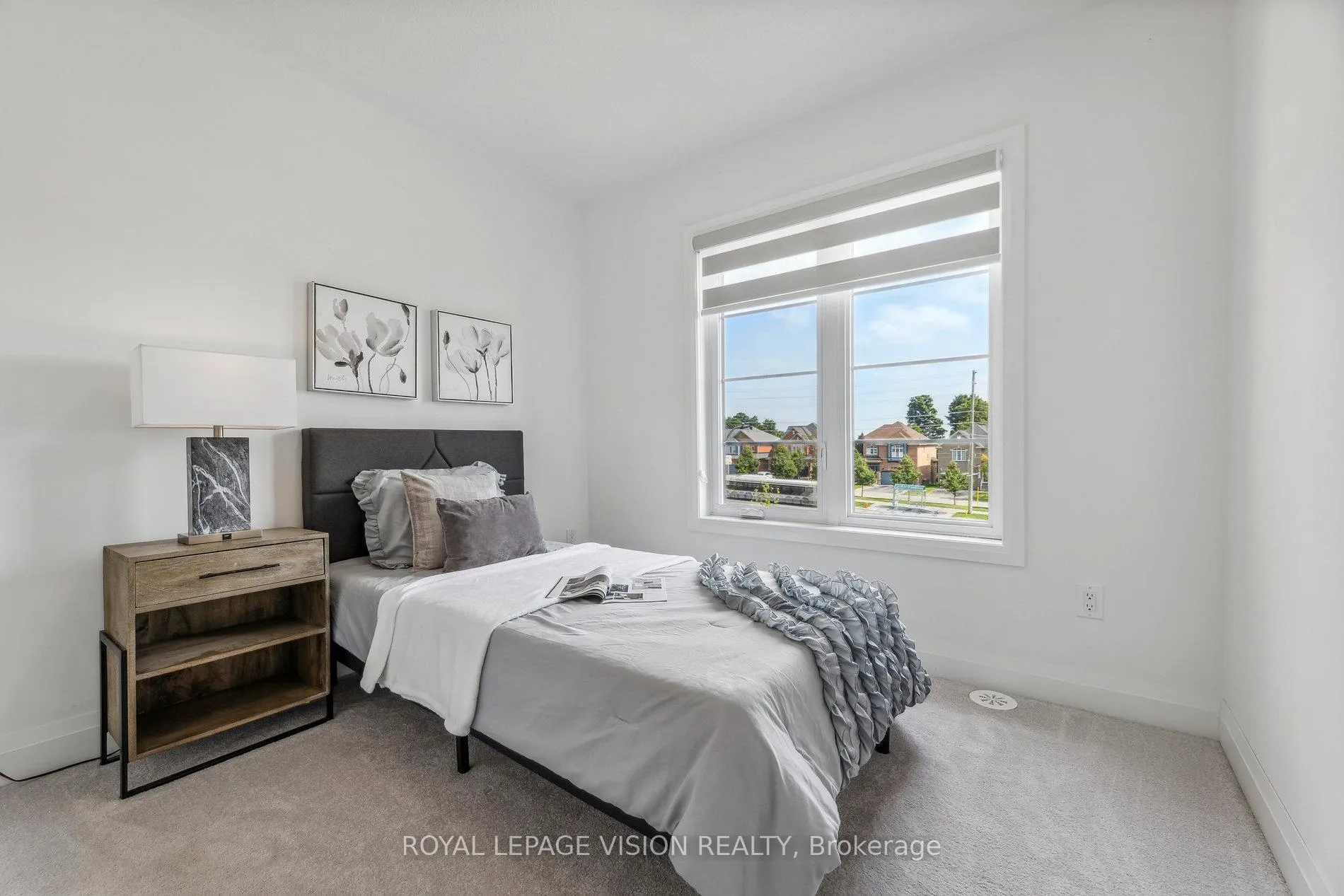 Photo 17 of 38 Elkington Crescent, Whitby, Rural Whitby — HOMEH