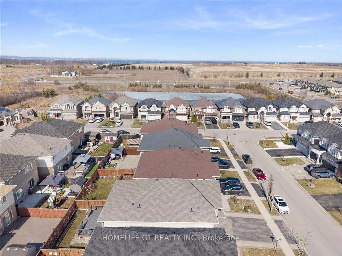 Photo 43 of 16 Weathering Heights, Hamilton, Stoney Creek — HOMEH