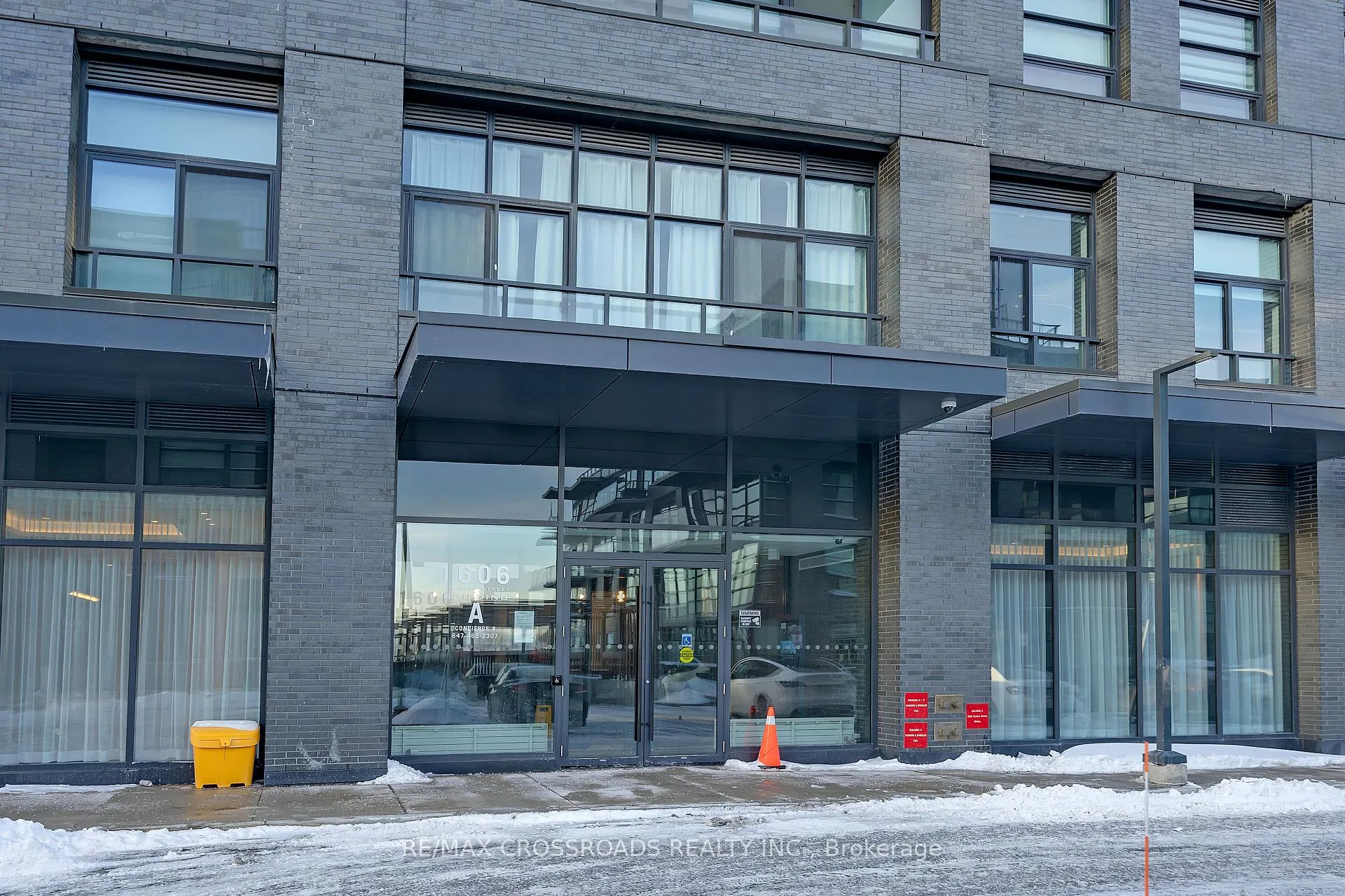 Photo 4 of Unit 202, 1606 Charles Street, Whitby, Port Whitby — HOMEH