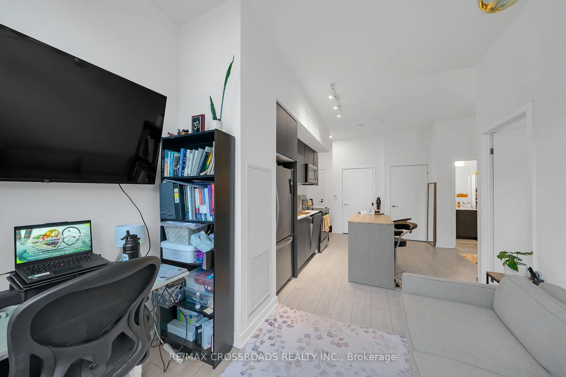 Photo 13 of Unit 202, 1606 Charles Street, Whitby, Port Whitby — HOMEH