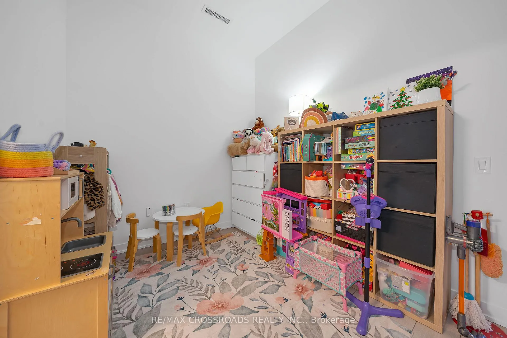 Photo 14 of Unit 202, 1606 Charles Street, Whitby, Port Whitby — HOMEH