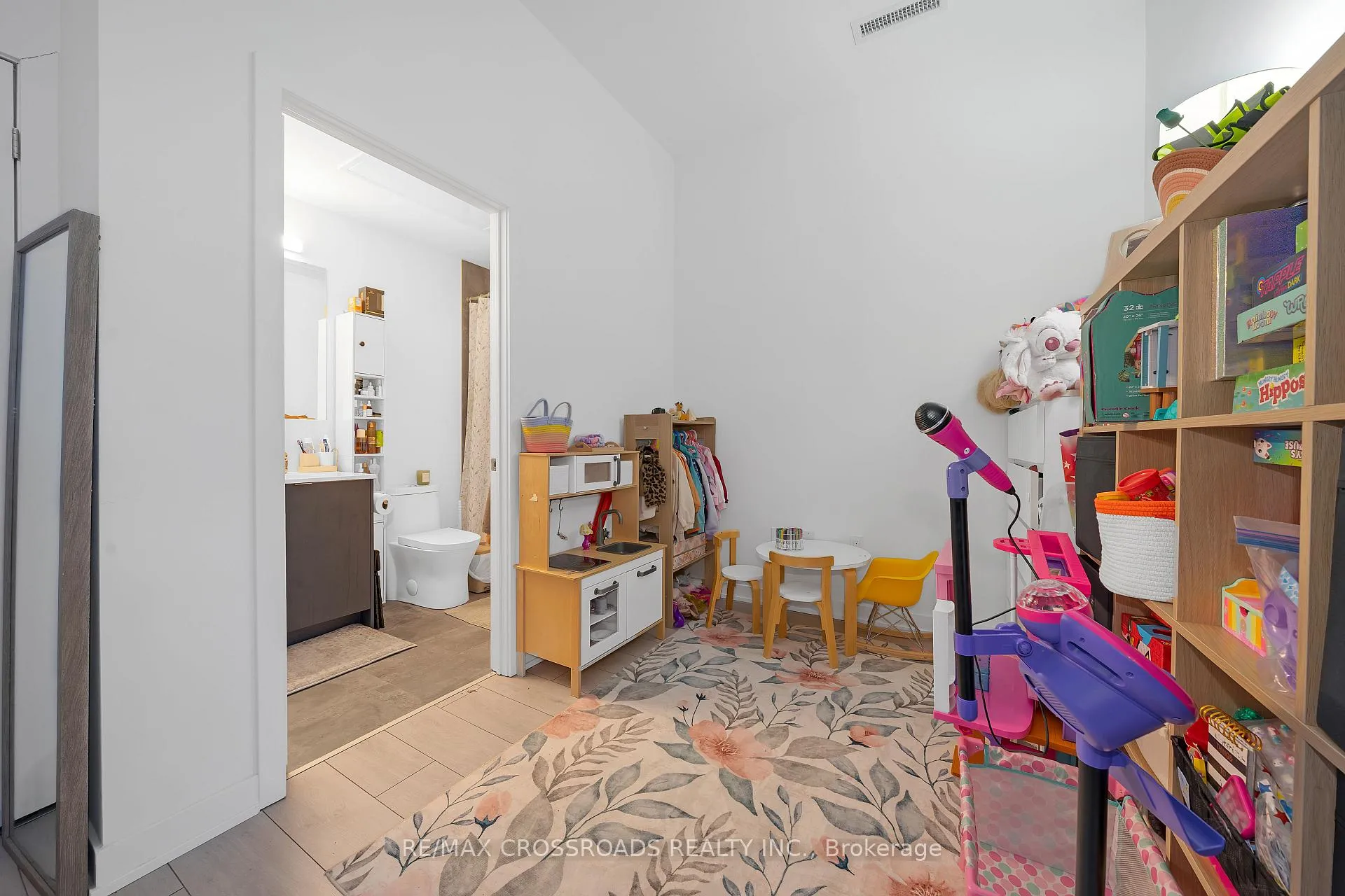 Photo 15 of Unit 202, 1606 Charles Street, Whitby, Port Whitby — HOMEH
