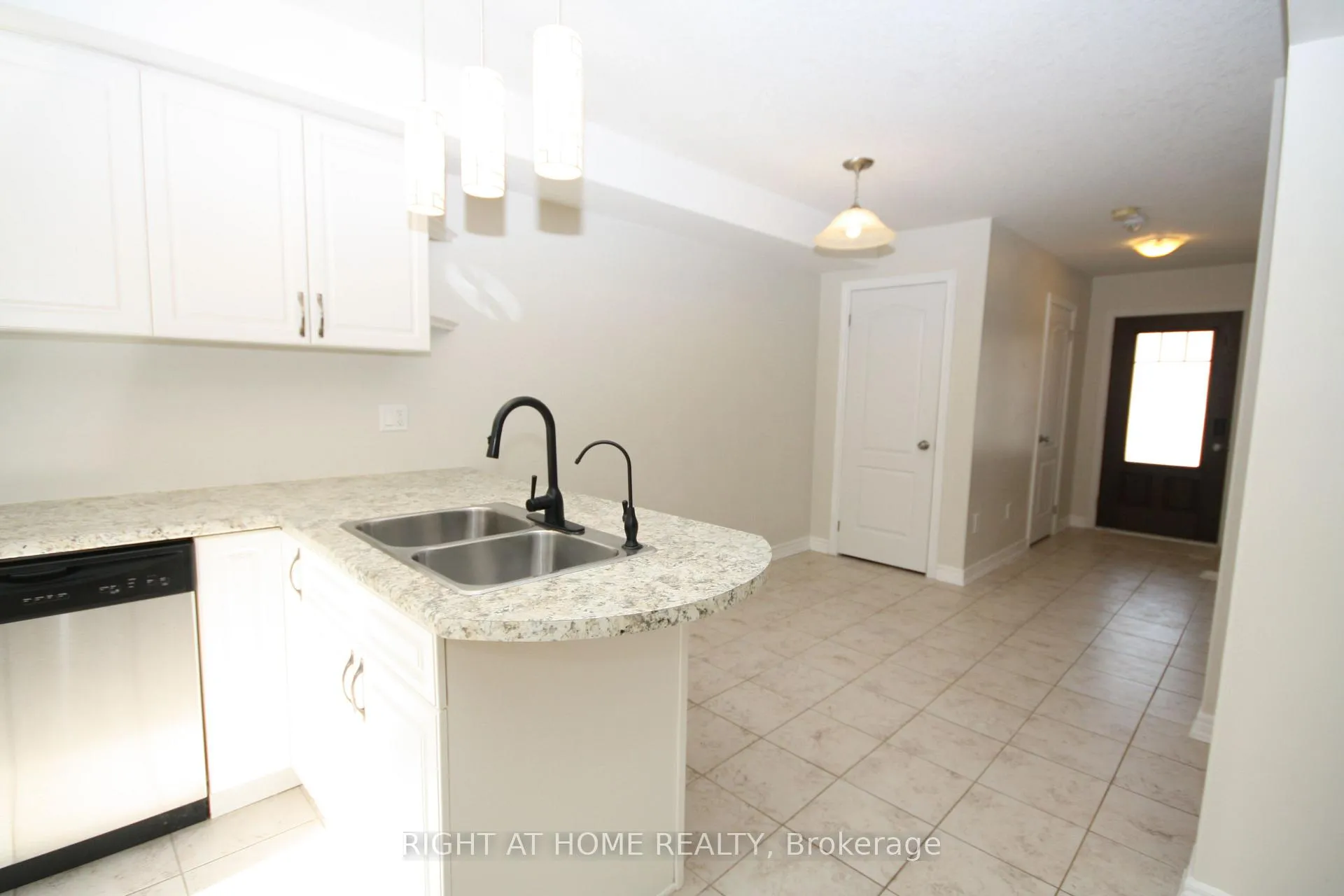 Photo 5 of 1039 Cook Drive, Midland — HOMEH
