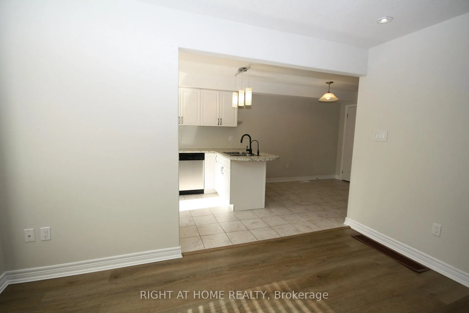 Photo 10 of 1039 Cook Drive, Midland — HOMEH