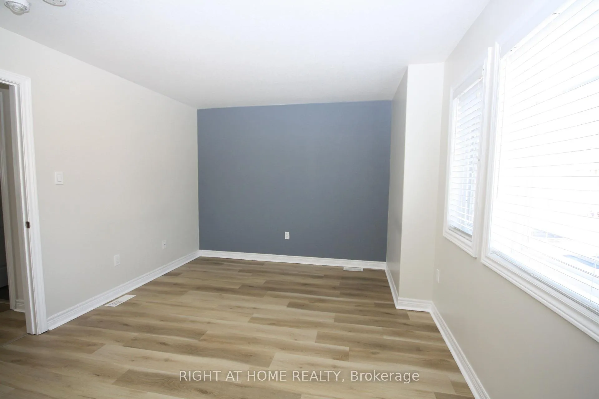 Photo 24 of 1039 Cook Drive, Midland — HOMEH