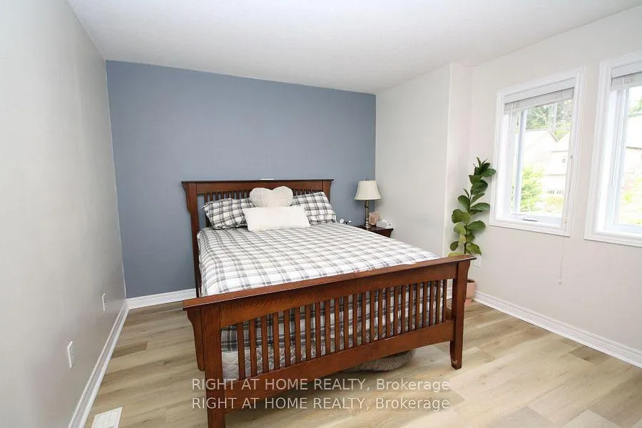 Photo 25 of 1039 Cook Drive, Midland — HOMEH