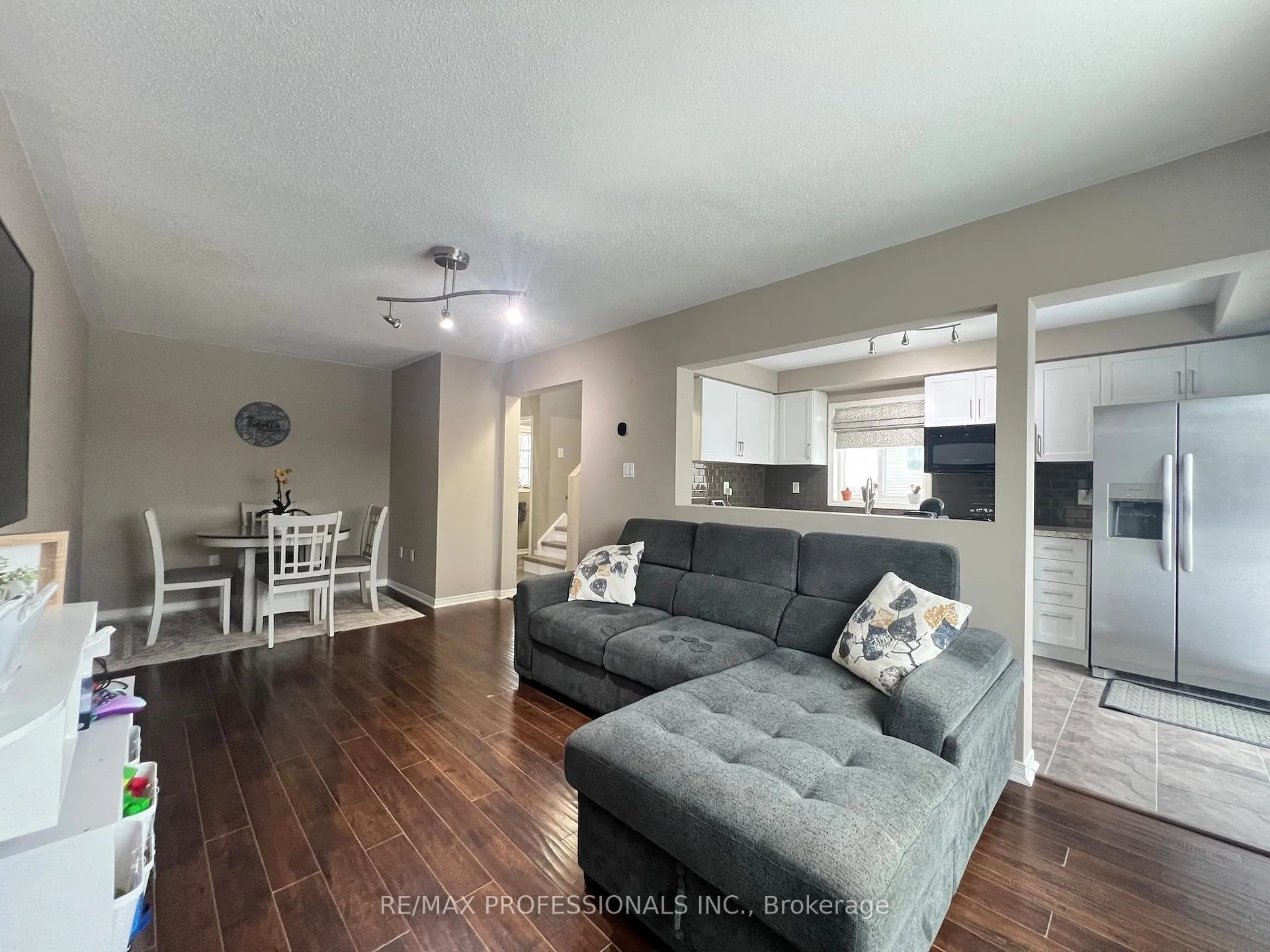 Photo 19 of 56 Beacon Road, Barrie, Holly — HOMEH