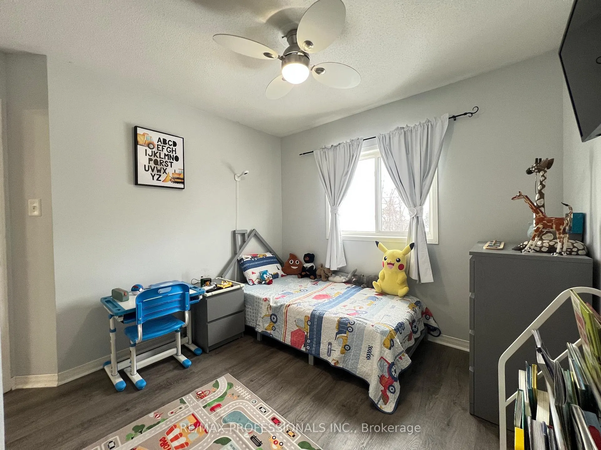 Photo 29 of 56 Beacon Road, Barrie, Holly — HOMEH