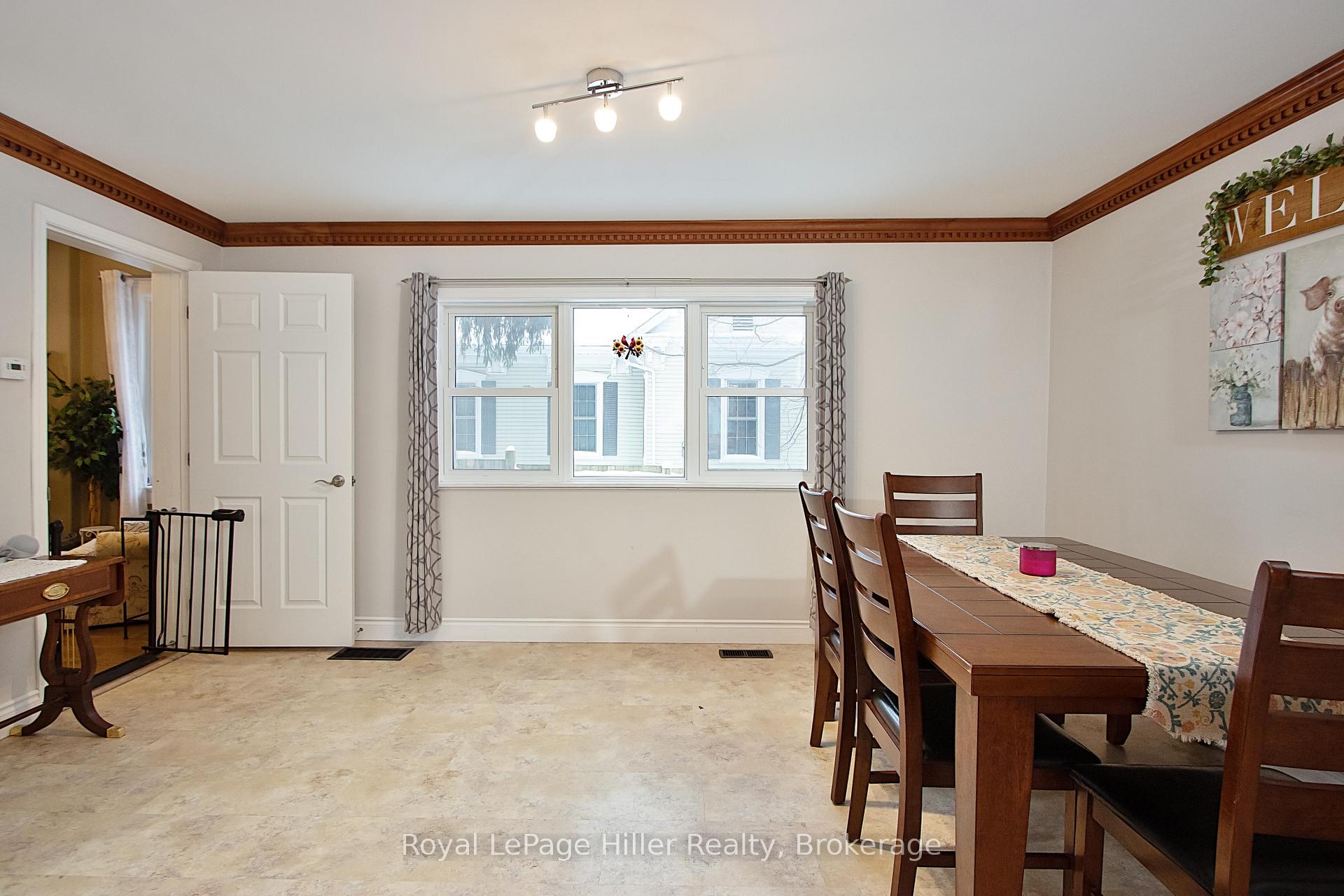 Photo 9 of 111 Goderich Street W, Huron East, Seaforth — HOMEH