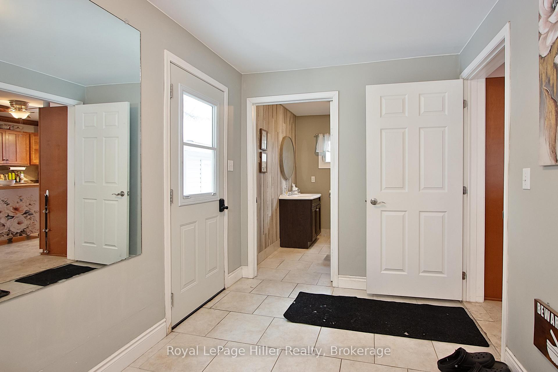 Photo 28 of 111 Goderich Street W, Huron East, Seaforth — HOMEH