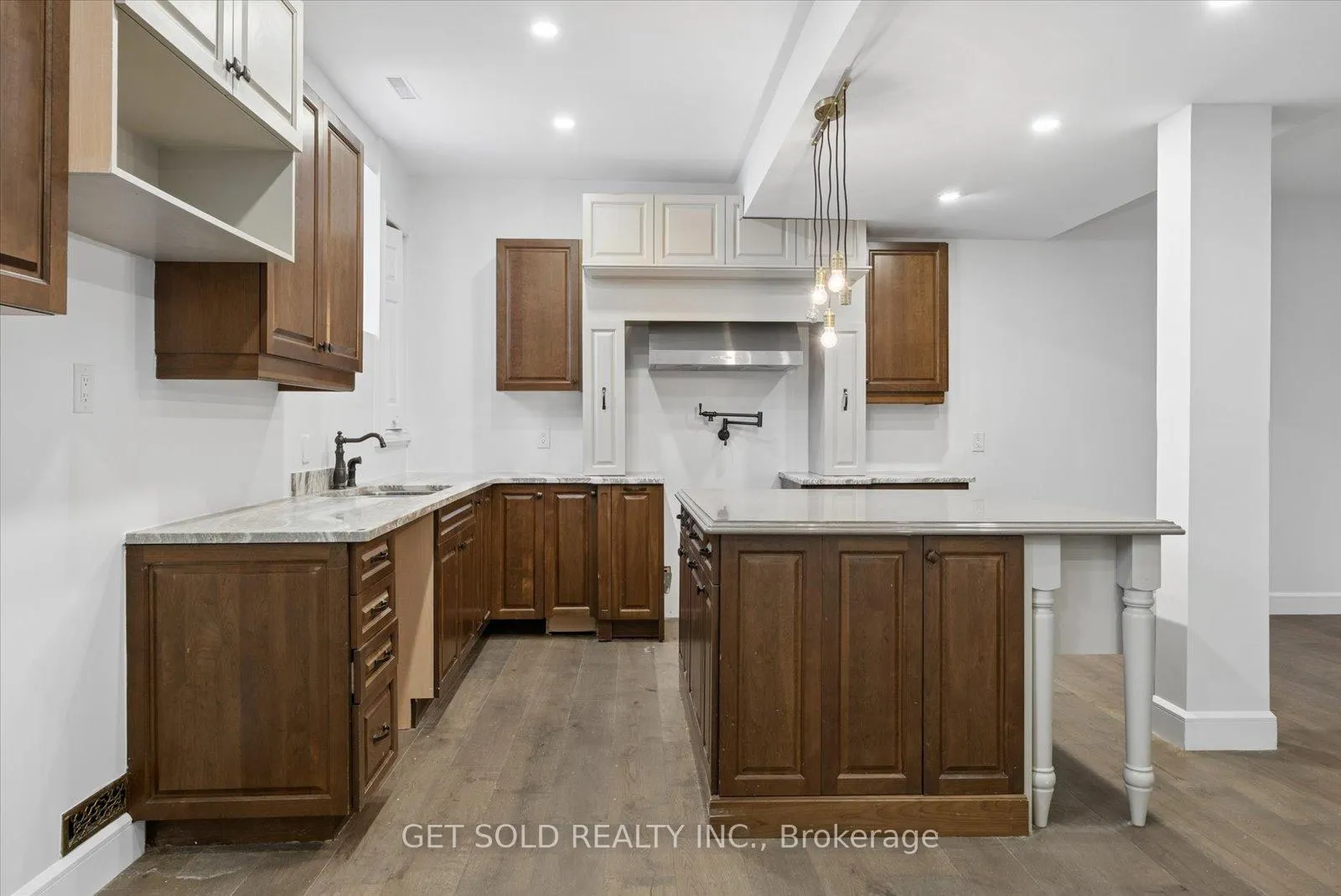 Photo 7 of 3778 Harrys Lane W, Ramara, Rural Ramara — HOMEH