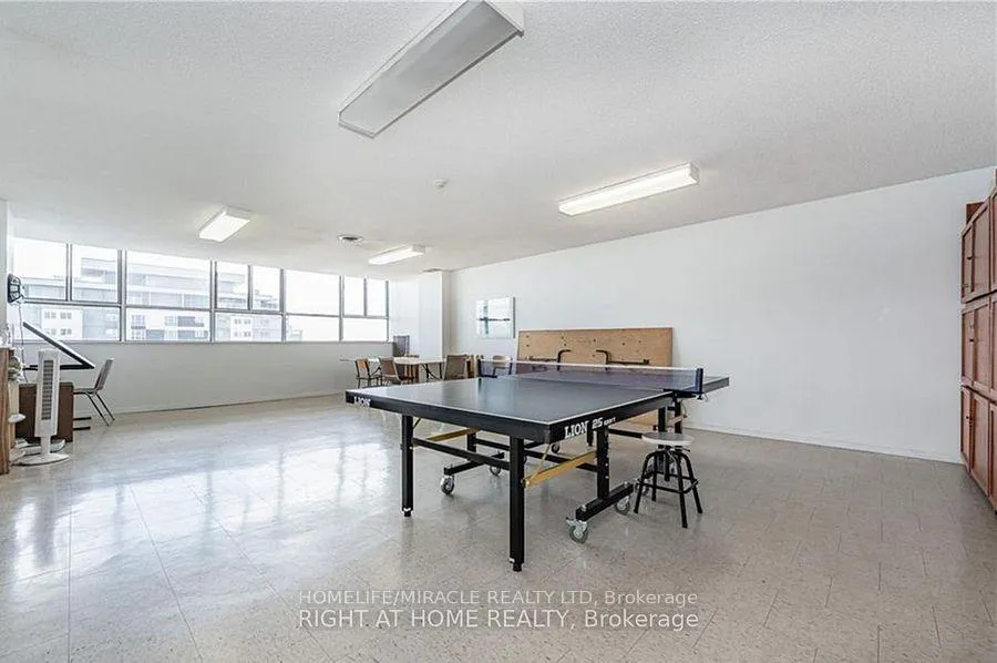 Photo 6 of Unit 903, 375 King Street, Waterloo, Lakeshore Village — HOMEH