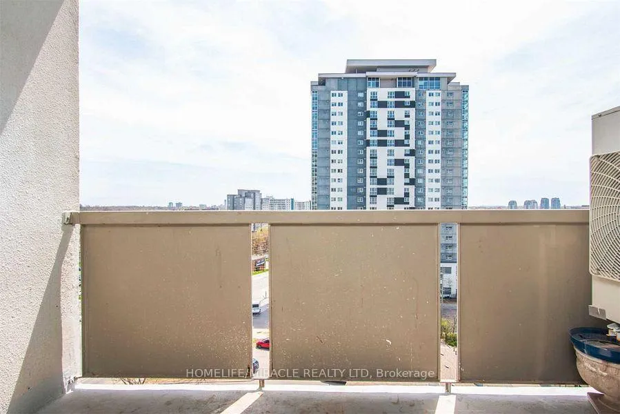 Photo 9 of Unit 903, 375 King Street, Waterloo, Lakeshore Village — HOMEH