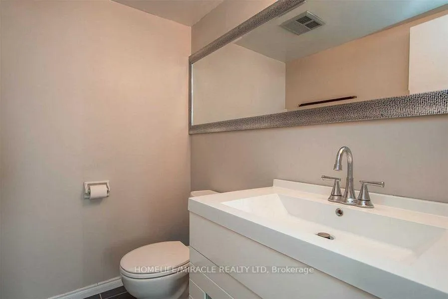 Photo 15 of Unit 903, 375 King Street, Waterloo, Lakeshore Village — HOMEH