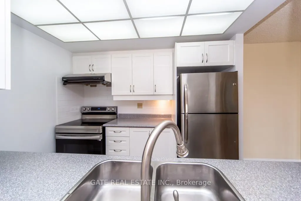 Photo 18 of Unit 1602, 7 Concorde Place, North York, Banbury-Don Mills — HOMEH